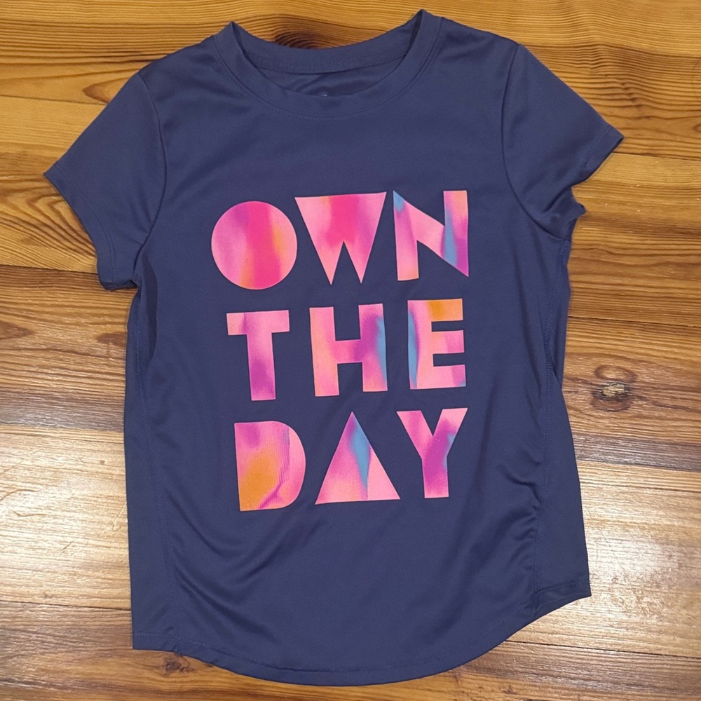 EUC All in Motion Navy Tee with Colorful Graphic Girls M 7/8